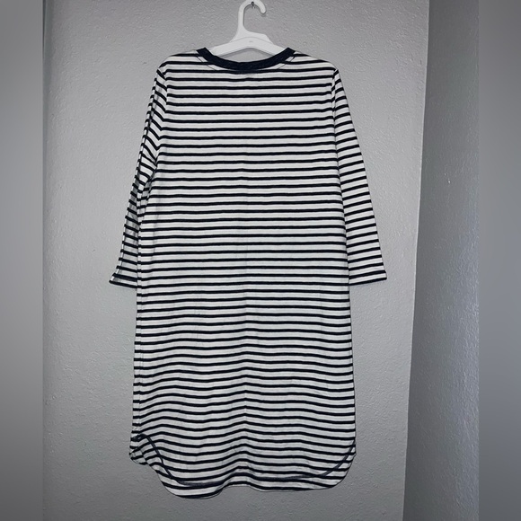 Gap Women Black and White Stripe Long Sleeve Maxi Dress - Picture 4 of 8